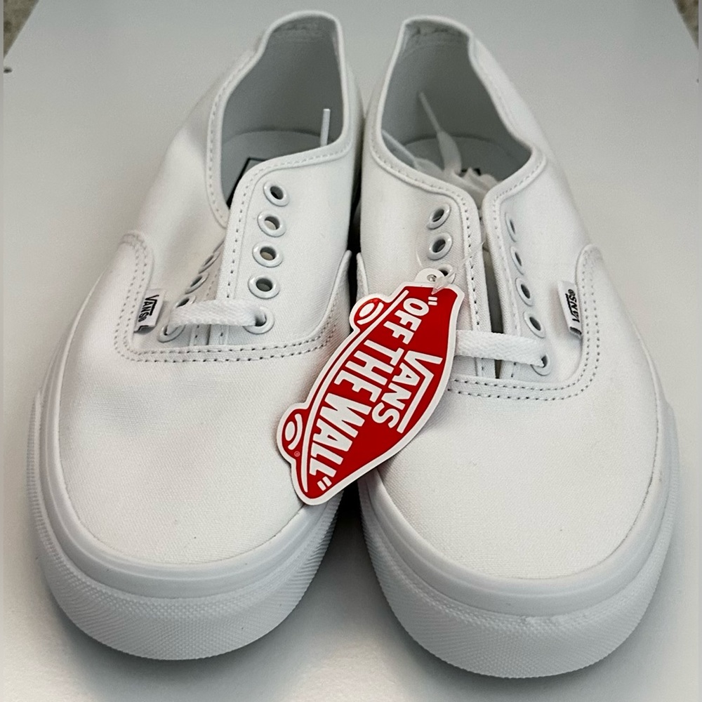 Vans authentic white shoes NWT